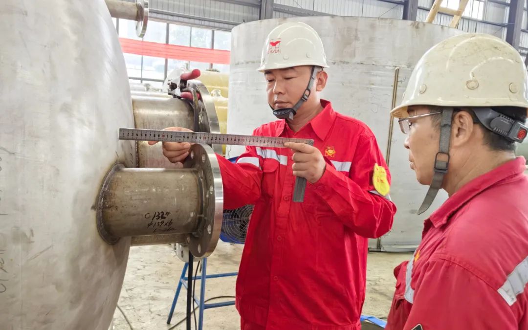 【宜化榜樣】化機(jī)公司杜國圣：加強(qiáng)班組管理，用實(shí)干詮釋擔(dān)當(dāng)(圖5)