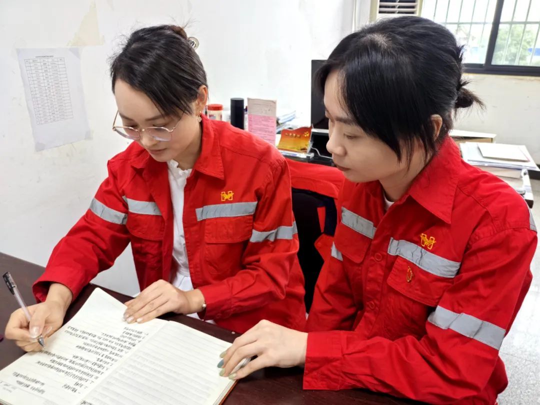 【宜化榜樣】化機公司李丹：提升素質(zhì)強技能，勇于奉獻顯擔當(圖3)