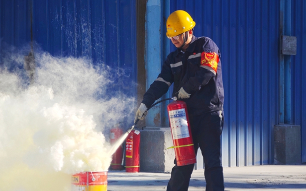 以練促防！內(nèi)蒙古宜化開展消防技能比武活動